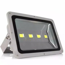 Светодиодный прожектор низковольтный In Led COB 200W 12 - 36V AC/DC (2700-3300К) Светодиодный прожектор низковольтный In Led COB 200W 12 - 36V AC/DC (2700-3300К)